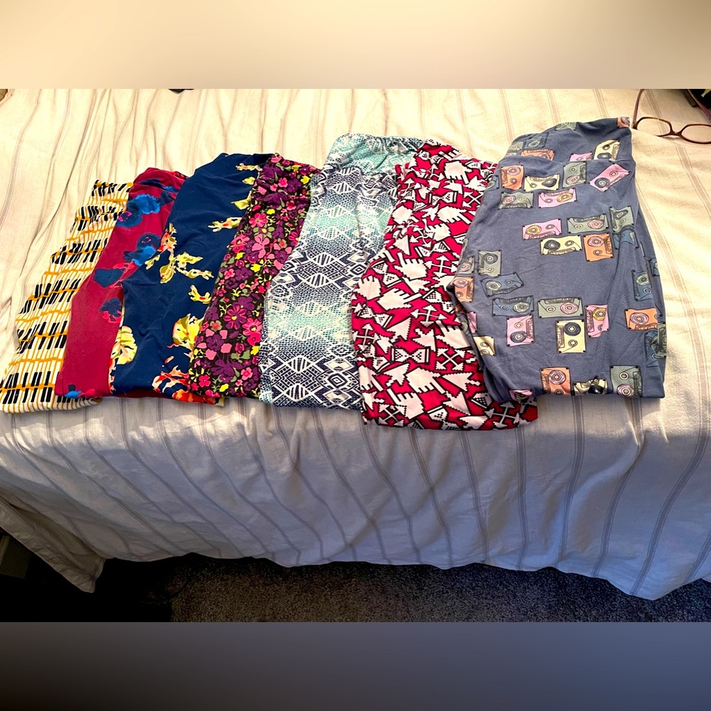 Bundle of vintage LuLaRoe T/C leggings